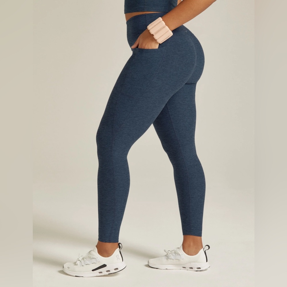 Beyond Yoga Spacedye Out Of Pocket High Waisted Midi Legging in Navy